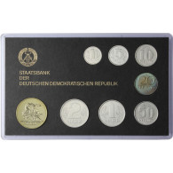 DDR Mini Jahressatz 1986  7 Münzen 1 Pfg. bis 2 Mark und eine Medaille: Schmelzen