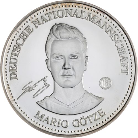 Set I+II Silber-Gold-Gedenkprägungen-der-Nationalmanschaft-2014