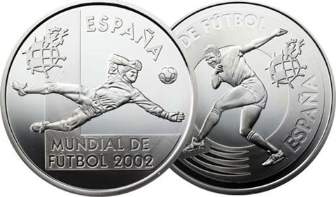 Spanien-2-x-10-Euro-2022-Fussball