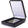 361400 -nobile-etui-fuer-einen-gepraegten-goldbarren-in-blisterverpackung-im-hochformat-schwarz
