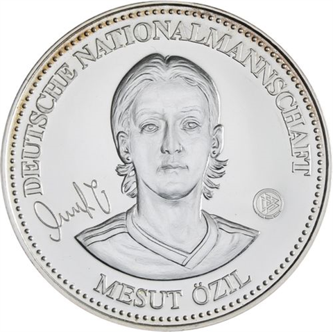 Set I+II Silber-Gold-Gedenkprägungen-der-Nationalmanschaft-2014