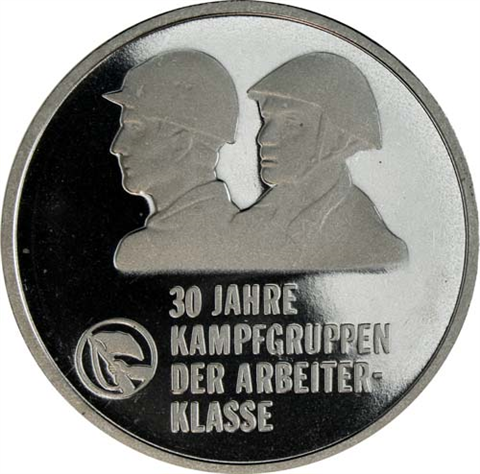 DDR-10Mark-1983-AgPP-Kampfgruppen-Bildseite-mitSchatten