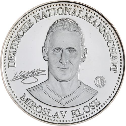 Set I+II Silber-Gold-Gedenkprägungen-der-Nationalmanschaft-2014
