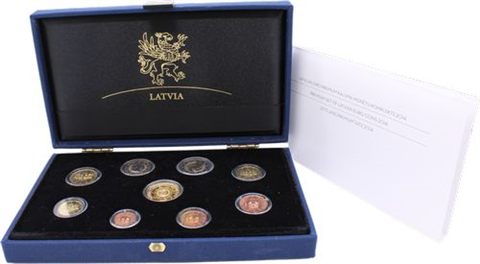 Lettland-3,88 Euro-1-10oz-2014-Stgl-AU-Kursmünzensatz-Etui