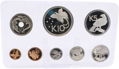 Guinea-16,38 Kinas-1975-PP-KMS-Etui