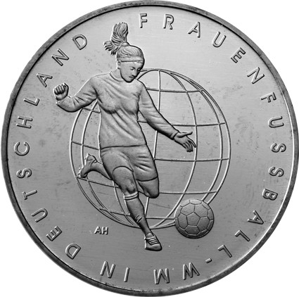 Gedenkmuenze zur  Frauenfussball WM  BRD 10 Euro 2011 Stgl. 