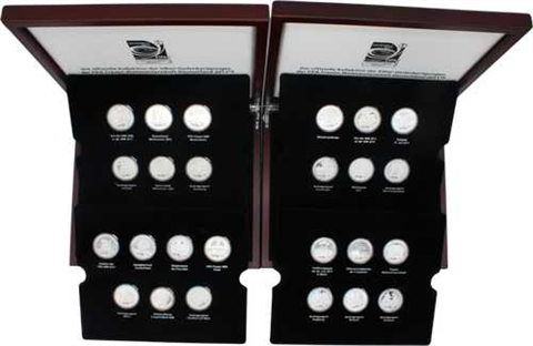 Deutschland-24xmedaille1x10 euro-2010-2011-PP-Frauen WM-Etuis