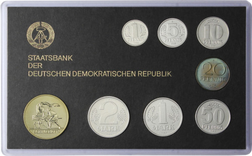 DDR Mini Jahressatz 1986  7 Münzen 1 Pfg. bis 2 Mark und eine Medaille: Schmelzen