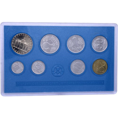 DDR-8,86 Mark-1982-Stgl-Kurs-bbt-Blister-RS