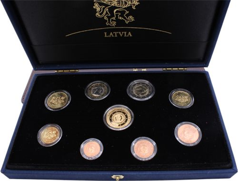 Lettland-3,88 Euro-1-10oz-2014-Stgl-AU-Kursmünzensatz-Etui