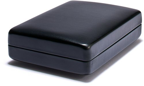 361400 -nobile-etui-fuer-einen-gepraegten-goldbarren-in-blisterverpackung-im-hochformat-schwarz